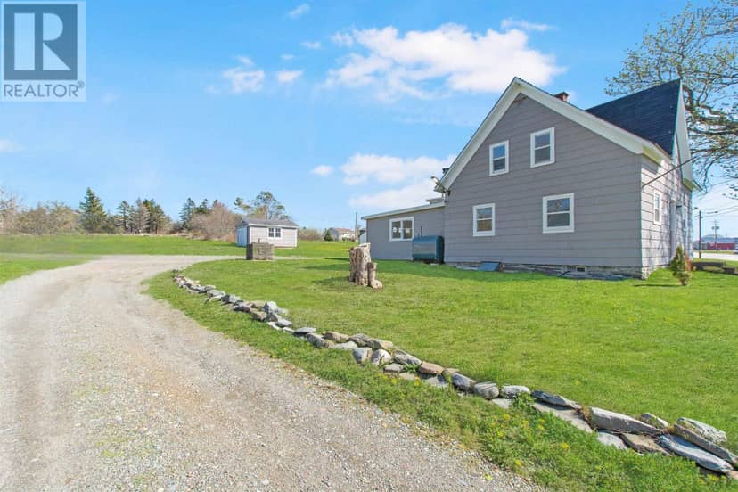 8732 Highway 1 — photo 37 of 40