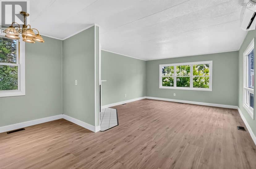 25 Third Street, Lucasville, photo 5