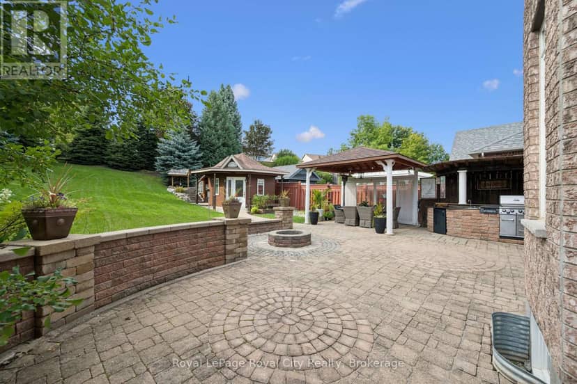 26 Frasson Drive, Guelph, photo 3