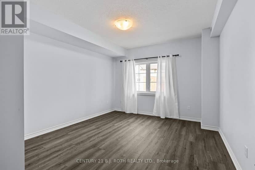 303 - 41 Ferndale Drive S — photo 12 of 21