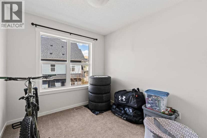 463 Cranbrook Square SE — photo 19 of 34