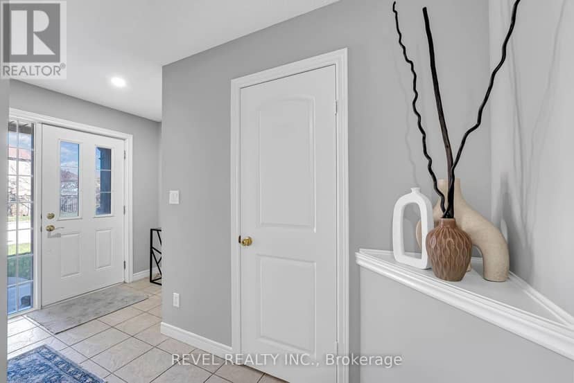 40 Yates Avenue — photo 12 of 40