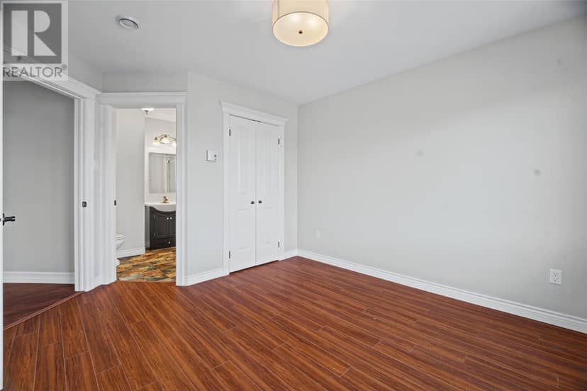 49 Francis Street — photo 22 of 40