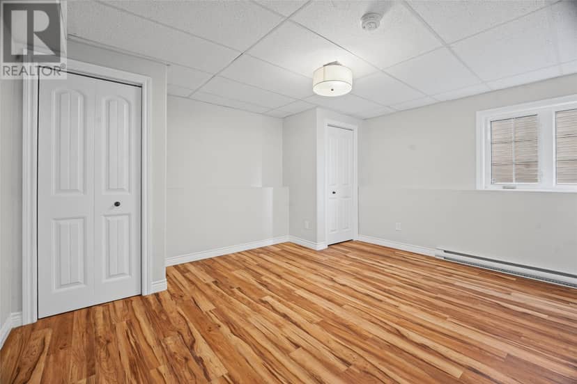 49 Francis Street — photo 32 of 40