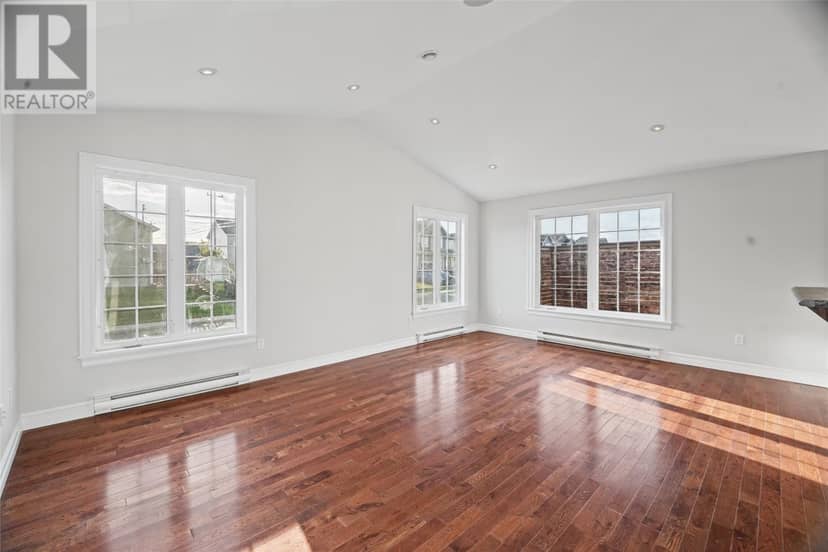 49 Francis Street — photo 8 of 40