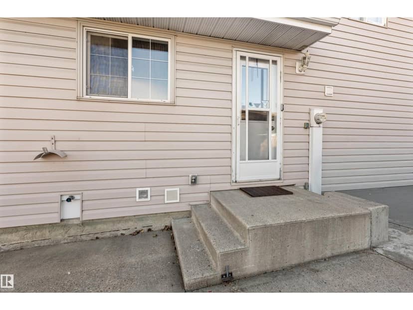 1720 65 ST NW, Edmonton, photo 2