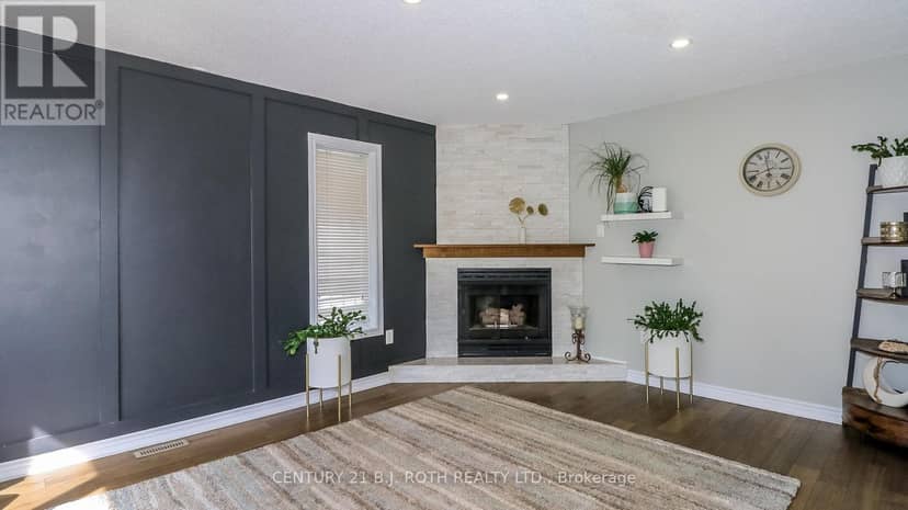 61 Barwick Drive W, Barrie, photo 5