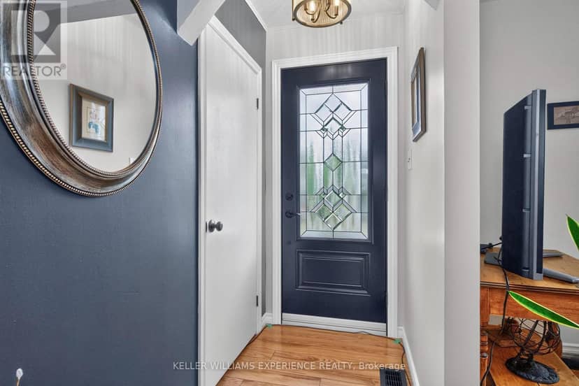 66 Fifth Street, Midland, photo 5