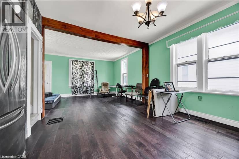 43 HENRY Street — photo 9 of 30