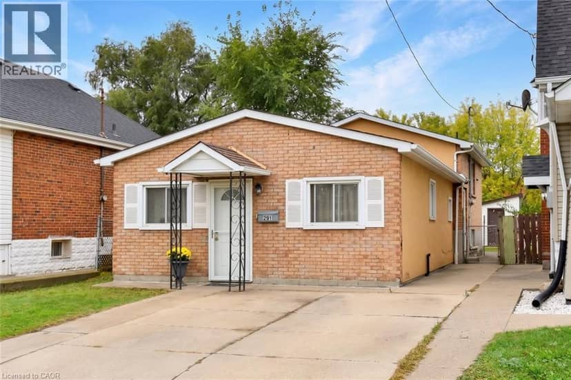 201 STRATHEARNE Avenue — photo 1 of 33