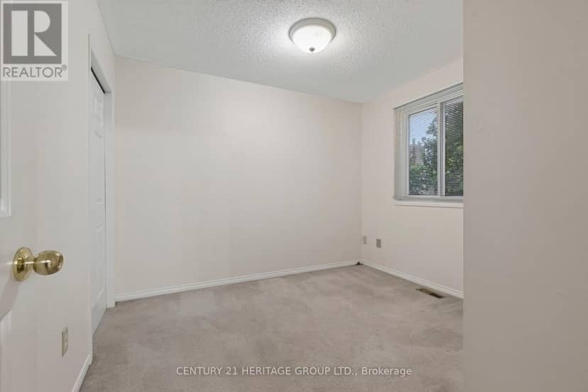 15 - 38 Elora Drive — photo 27 of 40