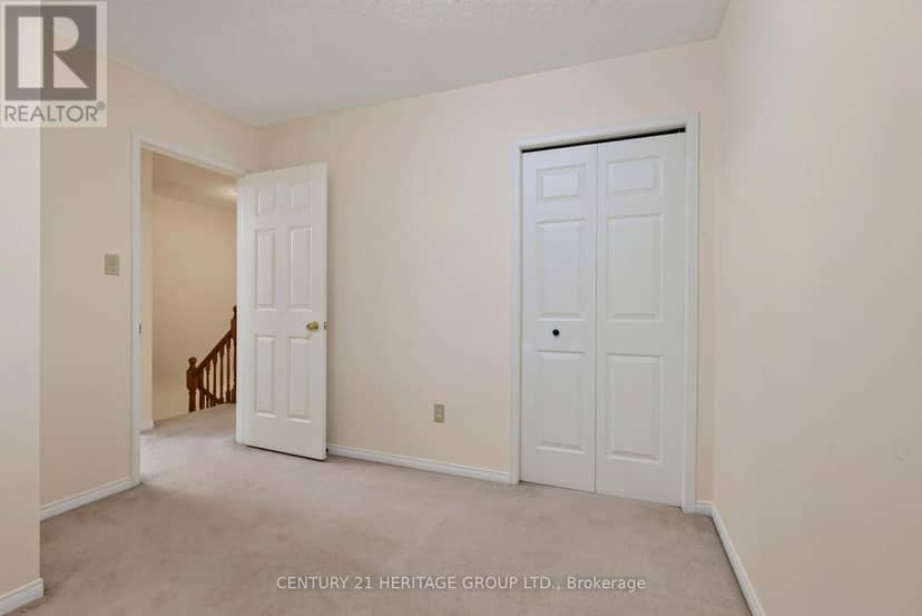 15 - 38 Elora Drive — photo 29 of 40