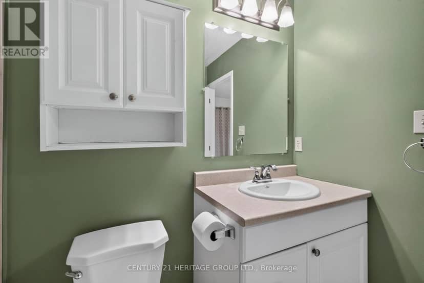 15 - 38 Elora Drive — photo 35 of 40