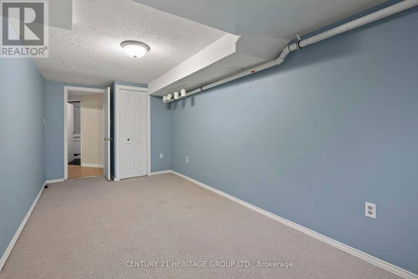 15 - 38 Elora Drive — photo 40 of 40