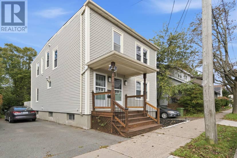 2512 Oxford Street, Halifax Peninsula