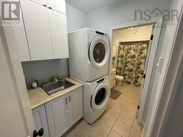243 Kitchener Street — photo 20 of 40