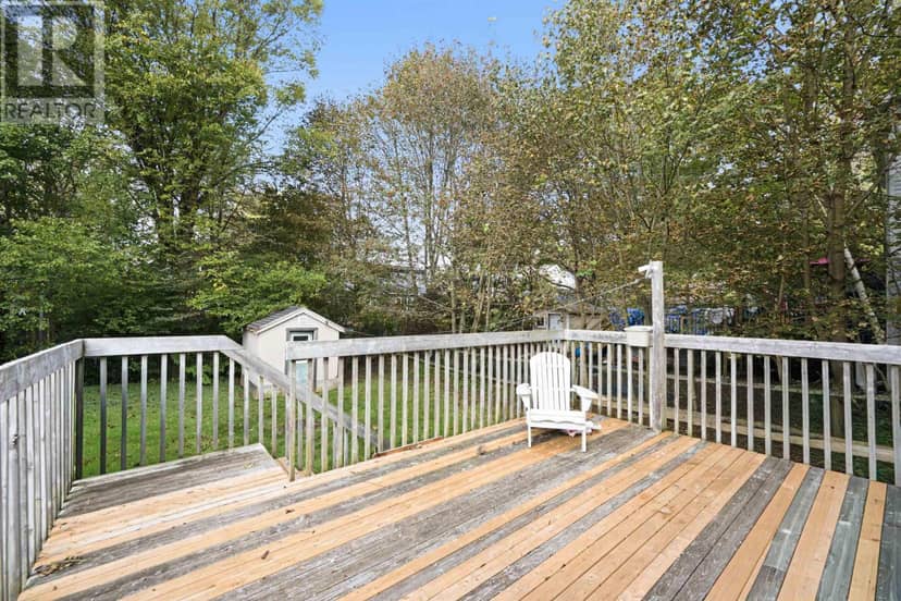 2512 Oxford Street — photo 21 of 27