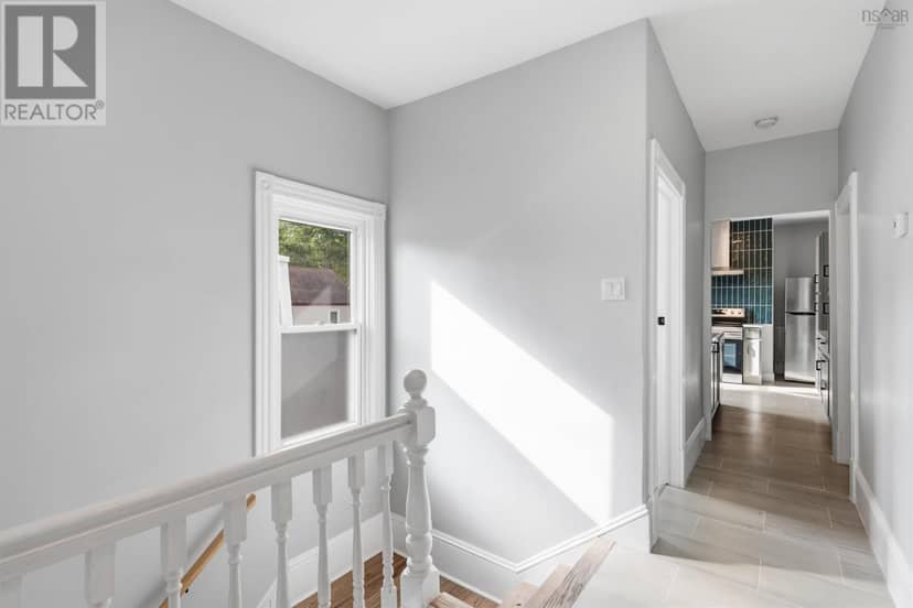 2512 Oxford Street, Halifax Peninsula, photo 3