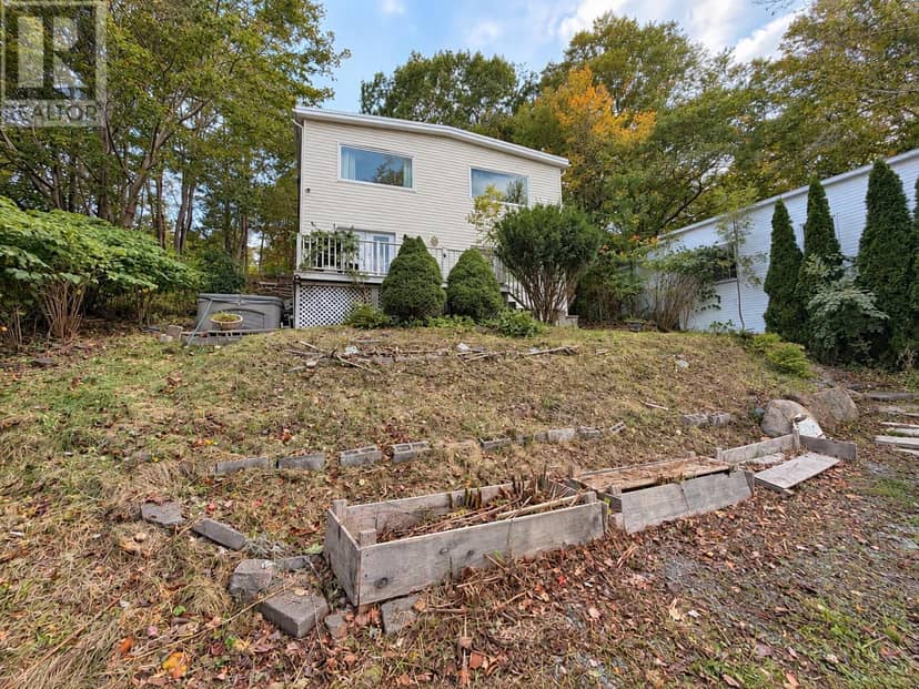 9 Milton Drive, Halifax, photo 4