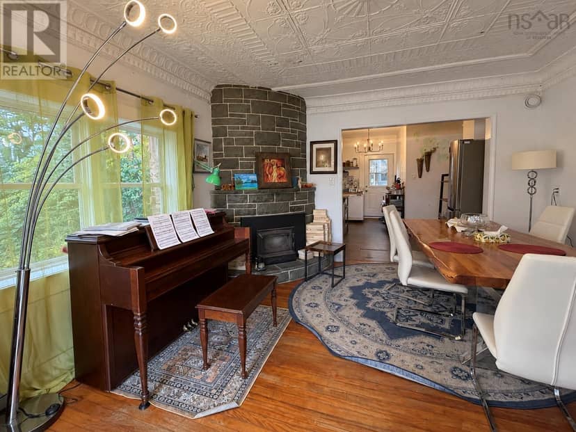 9 Milton Drive, Halifax, photo 8