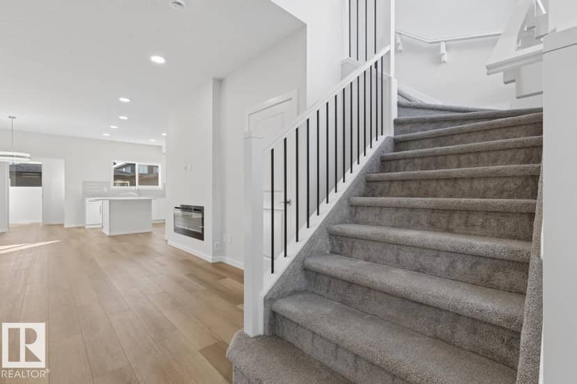37 Clydesdale LN — photo 9 of 38