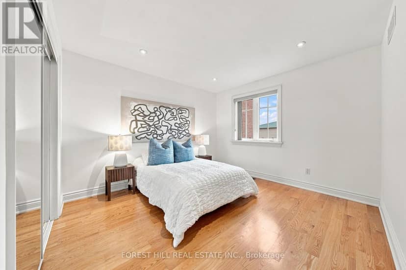 1006 Briar Hill Avenue — photo 23 of 40