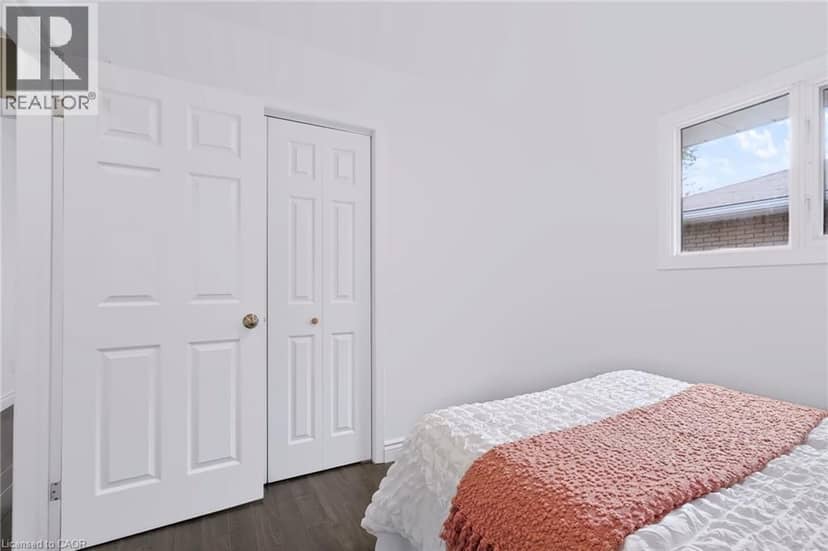 15 CLEARWATER Drive — photo 18 of 40