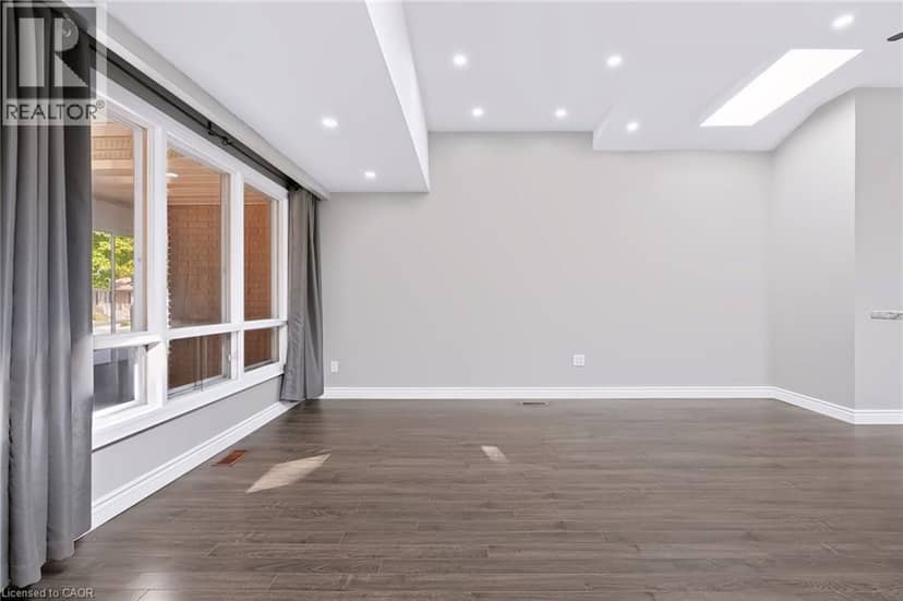 15 CLEARWATER Drive, Hamilton, photo 5