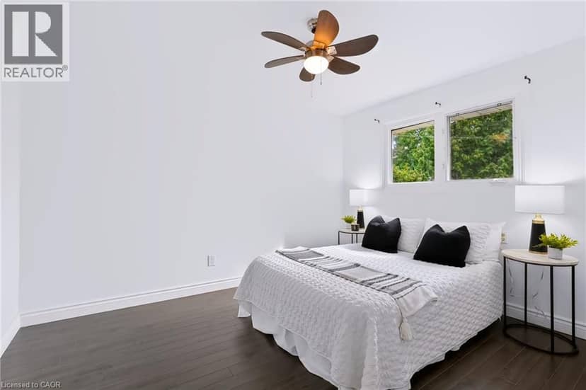 15 CLEARWATER Drive — photo 19 of 40