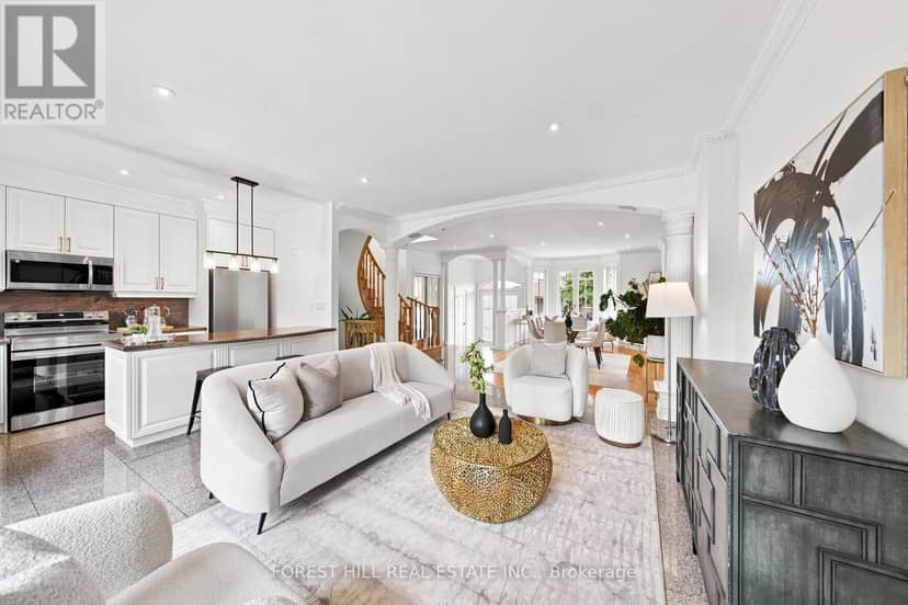 1006 Briar Hill Avenue, Toronto, photo 3