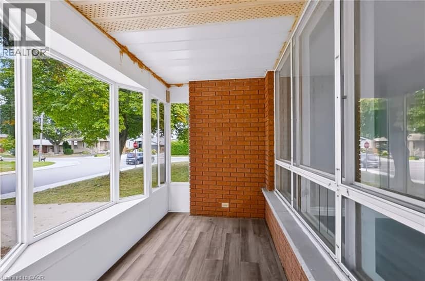 15 CLEARWATER Drive — photo 33 of 40