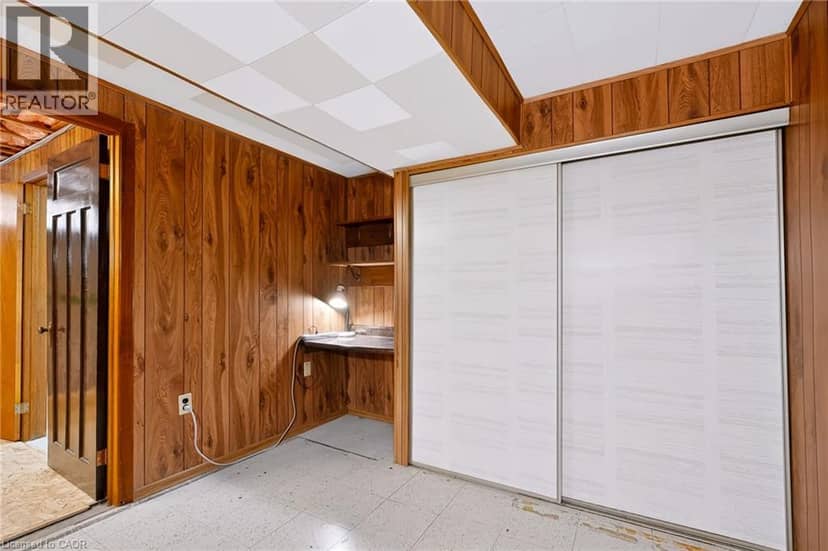 15 CLEARWATER Drive — photo 32 of 40