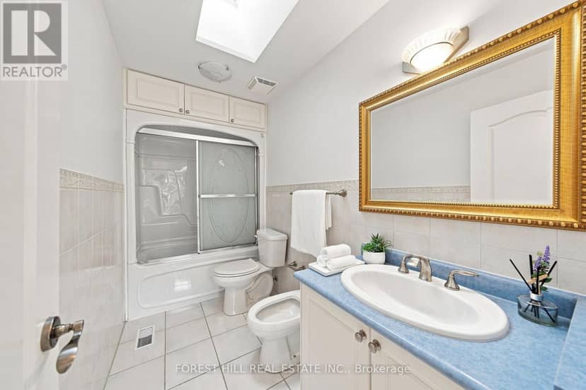 1006 Briar Hill Avenue — photo 27 of 40