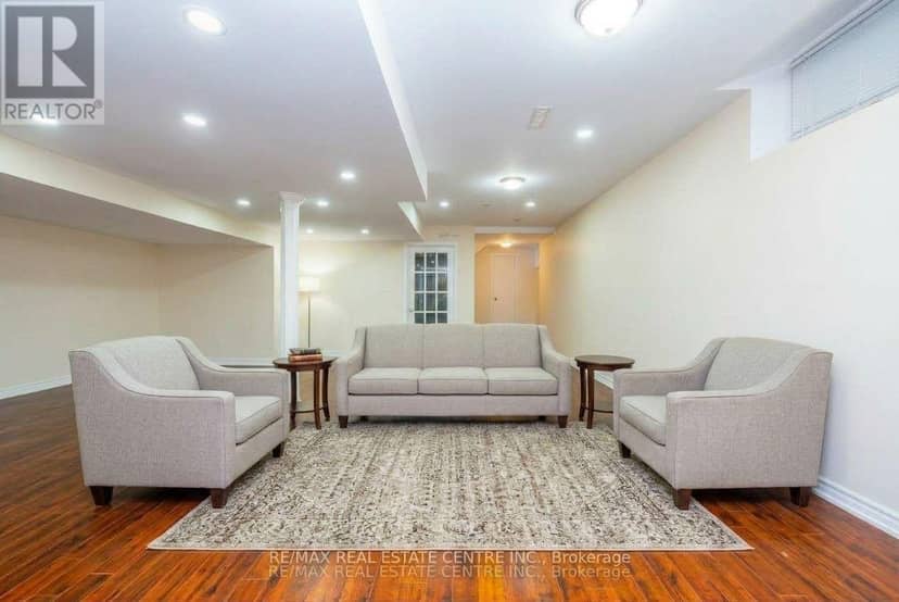 456 Laundon Terrace — photo 40 of 40