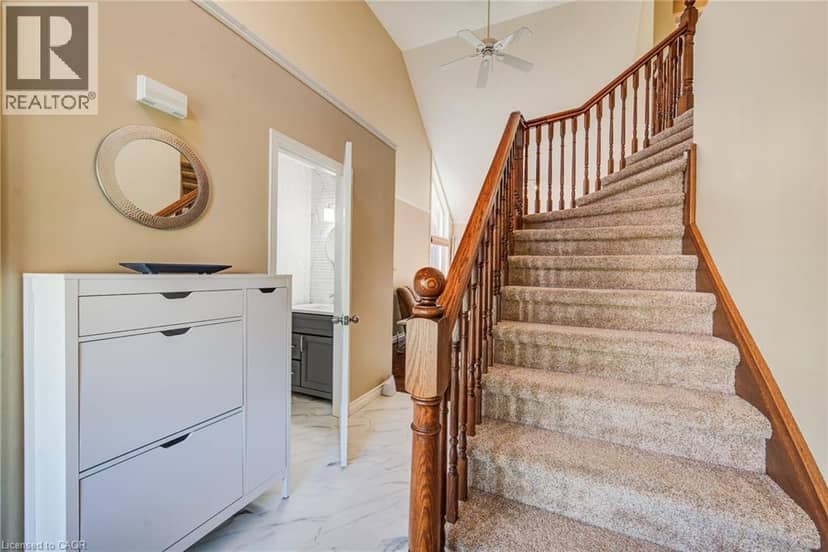 39 OLIVER Court SE, Kitchener, photo 5