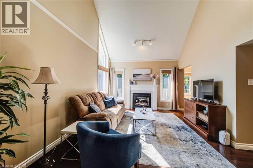 39 OLIVER Court SE, Kitchener, photo 7