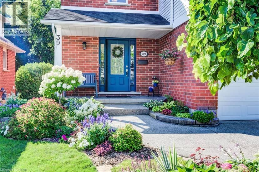 39 OLIVER Court SE, Kitchener, photo 3