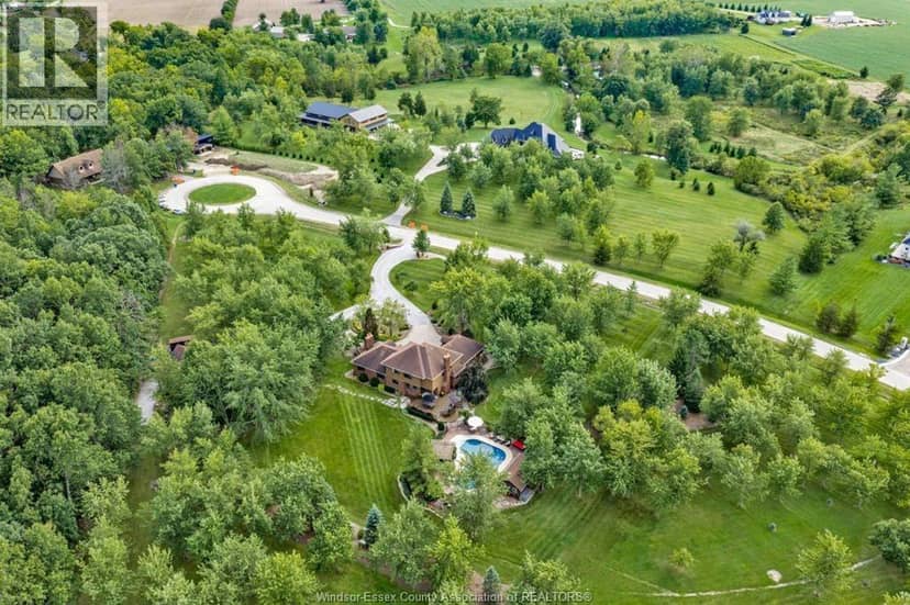 4024 Hickory Acres Drive, Harrow, photo 2