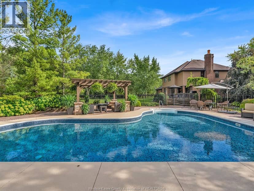 4024 Hickory Acres Drive — photo 37 of 40