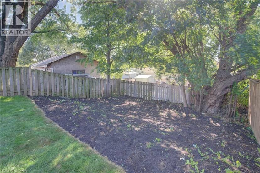 210 FERGUSON Avenue — photo 37 of 40