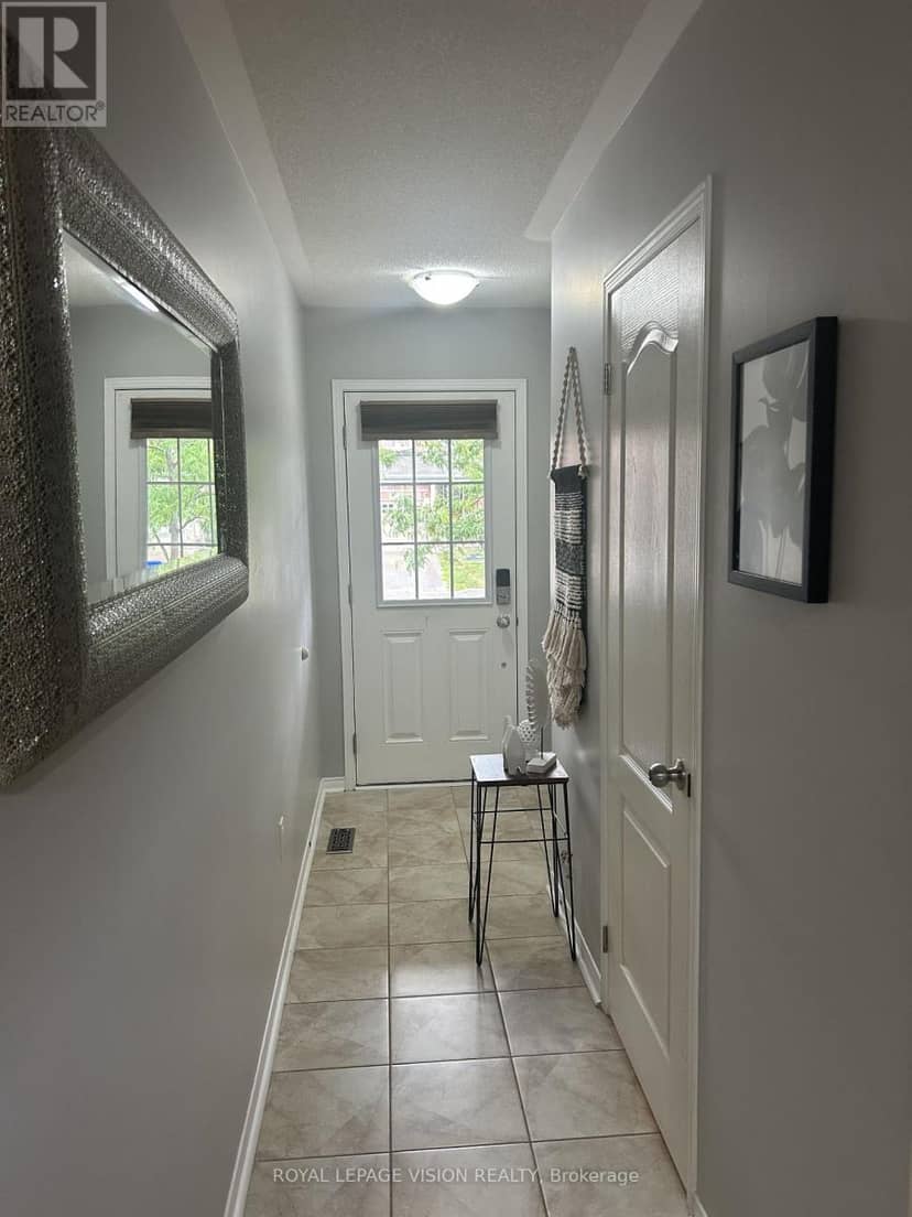 102 Russel Drive, Bradford West Gwillimbury, photo 8