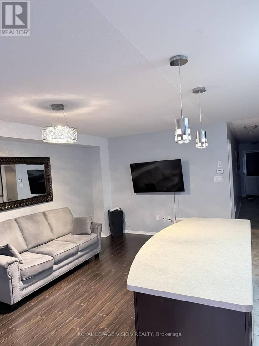 102 Russel Drive, Bradford West Gwillimbury, photo 5