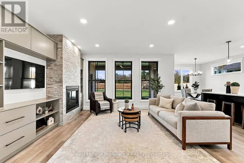 52 Beacon Drive — photo 11 of 40