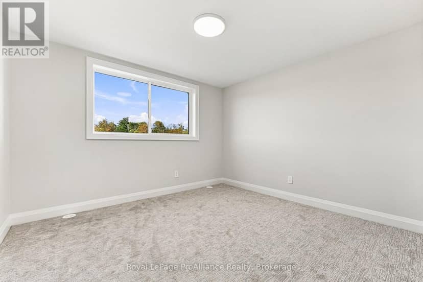 52 Beacon Drive — photo 37 of 40