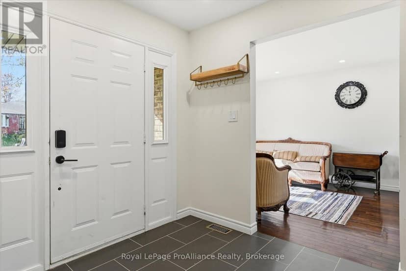 1316 Scollard Drive, Peterborough, photo 4
