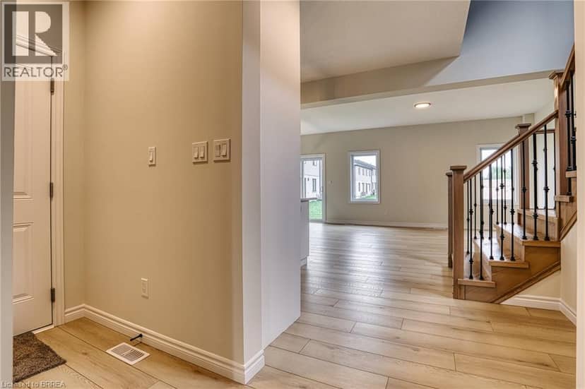 46 FORD Drive — photo 4 of 24