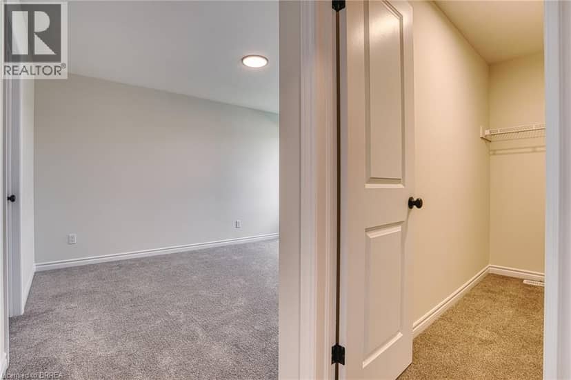 46 FORD Drive — photo 20 of 24
