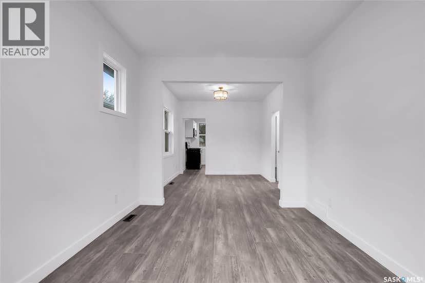 1230 E Avenue N, Saskatoon, photo 6