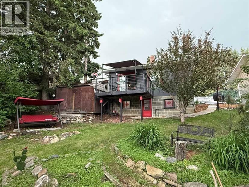 4703 47 Avenue, Myrnam