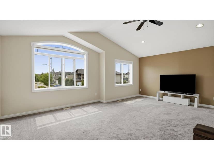 6116 53 AV — photo 21 of 40